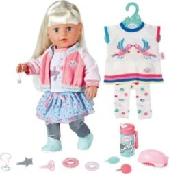 BABY Born® Soft Touch Sister Blond 43 Cm SPECIAL + GRATIS Strickkleidung Für Puppen, 43 Cm